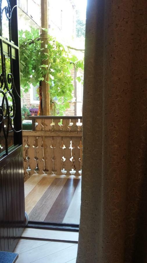 Joniskera Otel Tiflis Dış mekan fotoğraf
