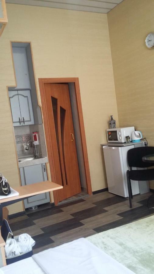 Joniskera Otel Tiflis Oda fotoğraf